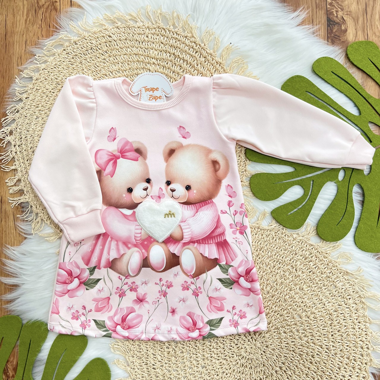 Vestido Manga Longa Ursinhas com Coração de Pelinho - Rosa